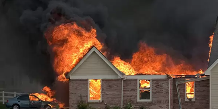 Wildfire vs. Building Fire Restoration San Diego: What Homeowners Need to Know